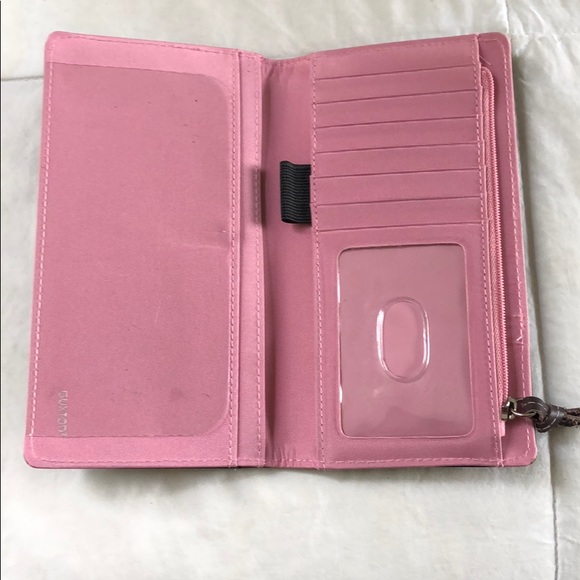 Buxton Handbags - Pink and Brown Leather Wallet
